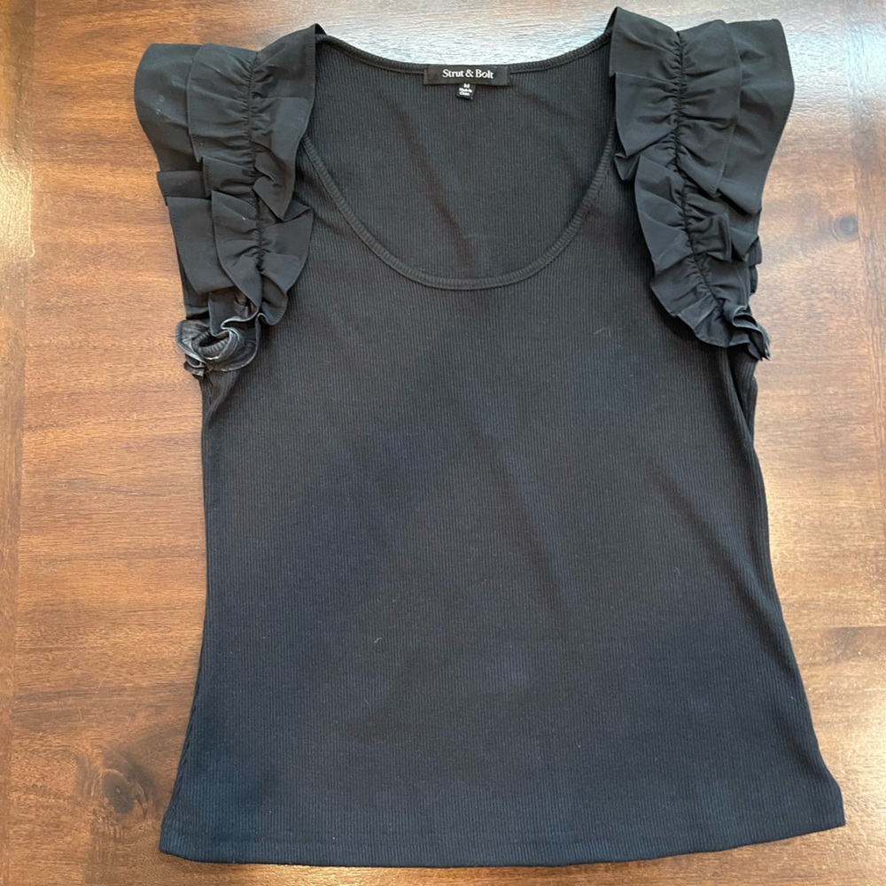 Black ruffle sleeve tank